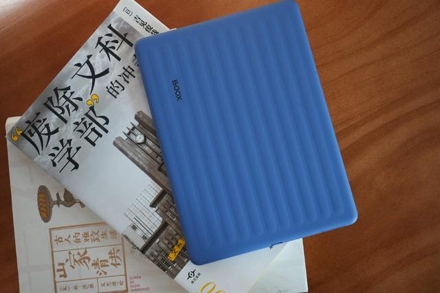 6英寸墨水屏三强横评：续航、开放系统与护眼体验谁更胜一筹？