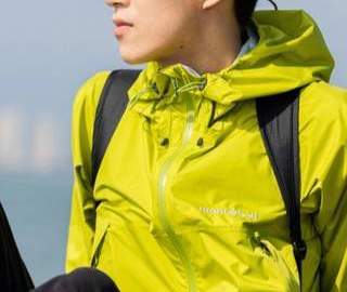 夏季户外登山徒步防雨很重要，6款全球顶级品牌轻量冲锋衣