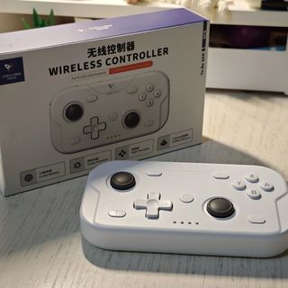 手柄延迟大揭秘：2.4G、蓝牙、有线谁更快？百元和高端差在哪？
