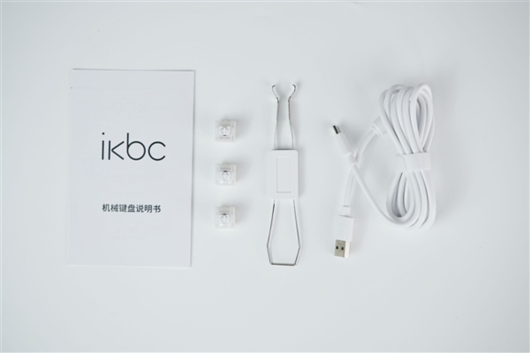 麻将轴手感顺滑!ikbc 98S三模RGB键盘图赏