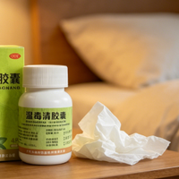 慢性荨麻疹用什么中成药能调理？医生说的'内调体质'具体指什么