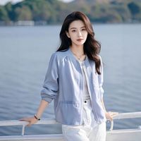 超短款户外服爆火：小个子神器还是颜值陷阱？