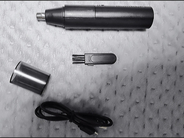 飞利浦鼻毛修剪器：老爸实用护理