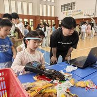 专注力训练两大派：脑机黑科技VS传统玩具，谁更靠谱？