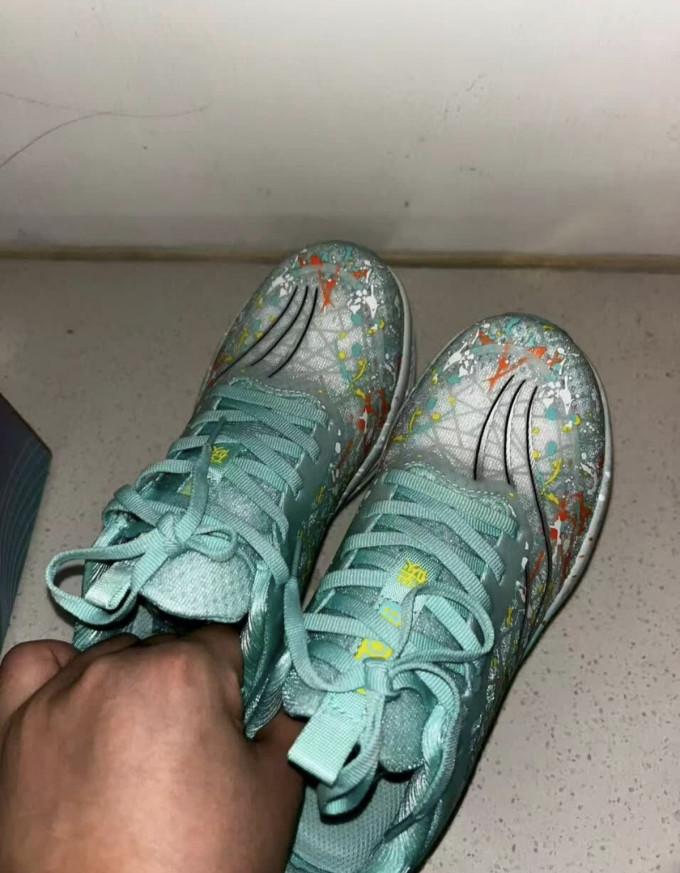 牵角羊跑鞋
