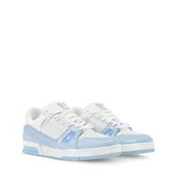 LV Trainer vs 巴黎世家老爹鞋：谁才是奢侈运动鞋的真顶流？