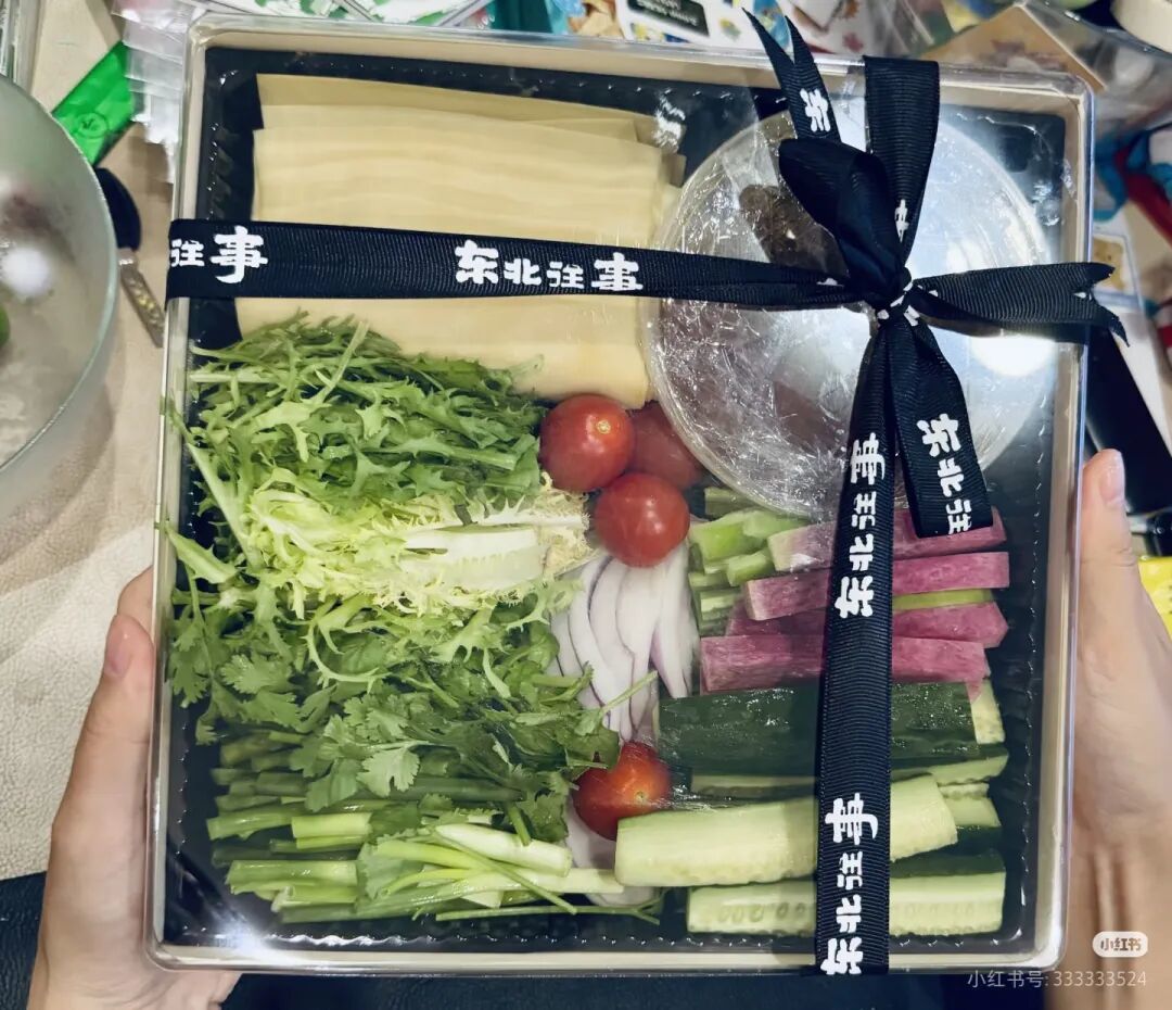 9.9元东北蘸酱菜爆红！711、盒马、七鲜……抢着卖