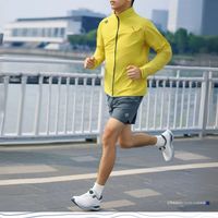 一双能“共舞”冲击力的跑鞋：缓震稳、回弹快，通勤跑步无缝切换