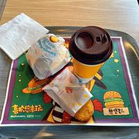 麦当劳低脂VS肯德基扛饿，10元早餐谁更值得买？