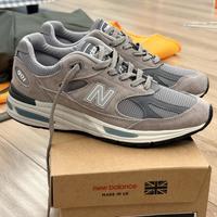 9系软弹VS2002R硬核养脚，NB两大人气鞋款脚感实测对比