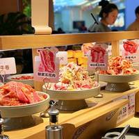 60元小火锅两极分化：一桌百菜VS肉食自由，你站哪边？