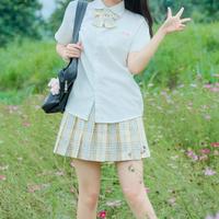 学院风穿搭秘诀：清爽不幼稚的细节法则
