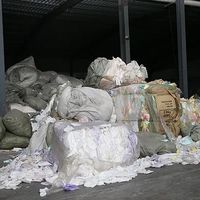 卫生巾新国标落地!禁用回收料、严控甲醛,这些品牌已率先执行