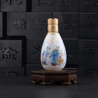 宝丰VS金门高粱：同是清香，为何一个清冽如泉一个微酱带焦？