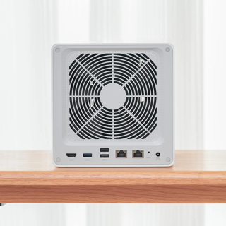 绿联DXP4800三款机型深度对比：谁才是家庭NAS性能王者？