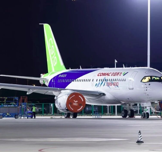 C919高原型下线！国产大飞机要飞上世界屋脊了