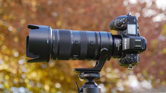2026三巨头70-200mm f/2.8镜头横评：谁把专业长焦做到最轻最强？