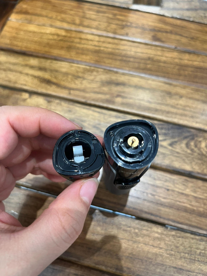 飞利浦鼻毛修剪器