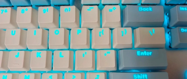 达尔优EK815键盘：颜值与实力兼备