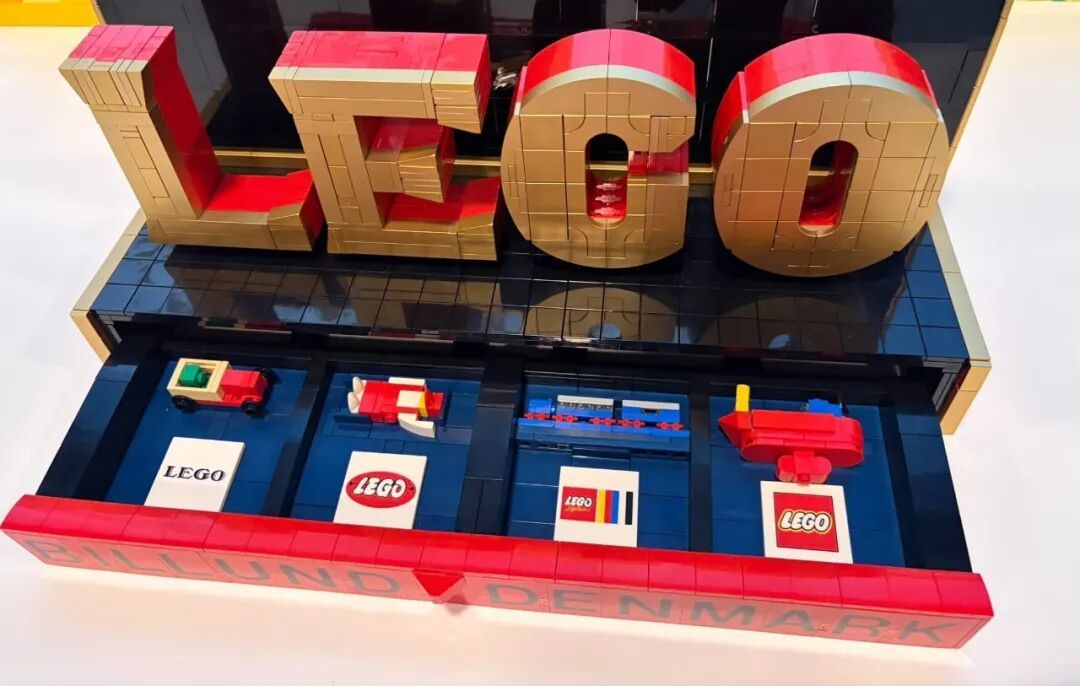 乐高 Insider Tour 独占套装 4000049 Vintage LEGO Logo曝光!