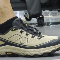 迪卡侬MH900登山鞋，行走的性价比