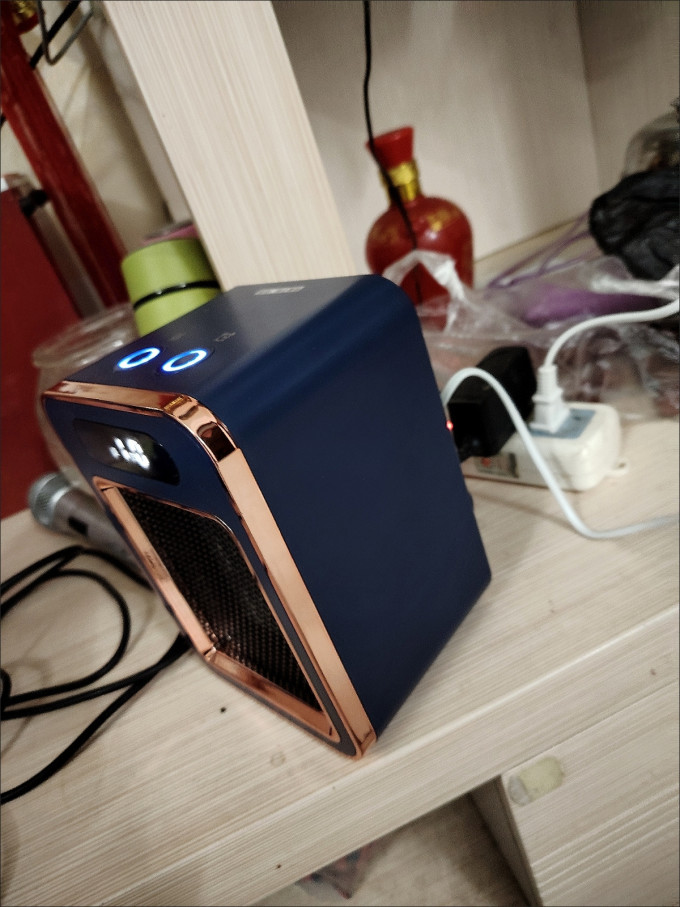 志高取暖电器
