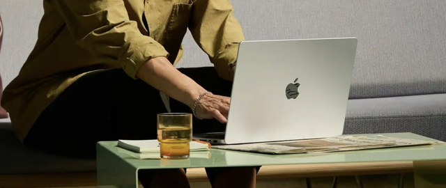 科技数码 篇零：苹果又一次打脸，触屏 MacBook 真的要来了，这次不只是交互革命