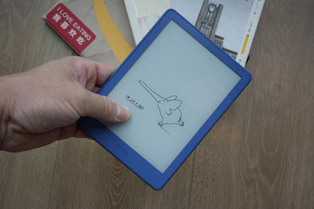 6英寸电纸书怎么选？文石轻巧开放，汉王流畅但臃肿
