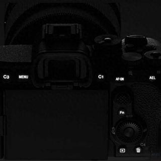 A7S3凭啥二手还卖2万?暗光之王+无限录+专业级Log全解析