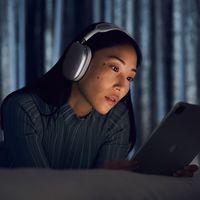 AirPods Max戴起来到底舒不舒服？386克重量背后的舒适真相