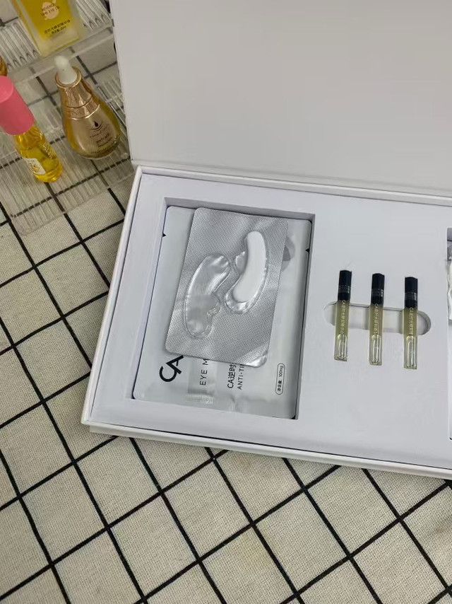 泪沟敷眼膜多久有效果？测评5款眼膜推荐CA冻干眼膜去黑抗皱