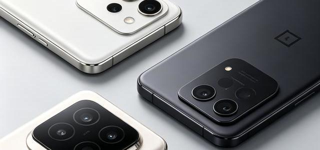 6款小屏旗舰横评！一加7500mAh、荣耀8000mAh，2026谁是小屏之王