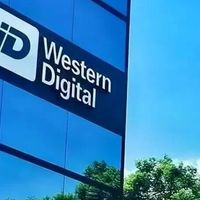HDD价格飙涨，两大巨头联手控产，短缺将持续到2028年