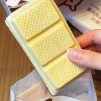 盒马VS索菲亚威化冰淇淋：谁更酥脆？谁更适合追剧or聚会？