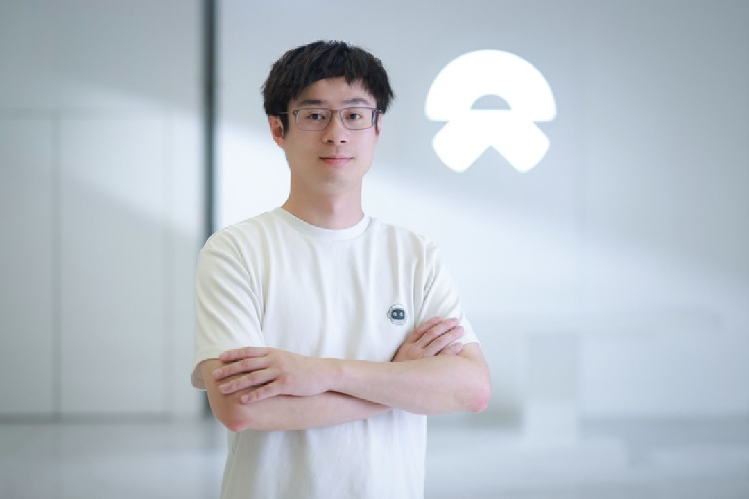 对话蔚来高级副总裁任少卿:一个世界模型,如何适配两套芯片、四个平台和十几款车?