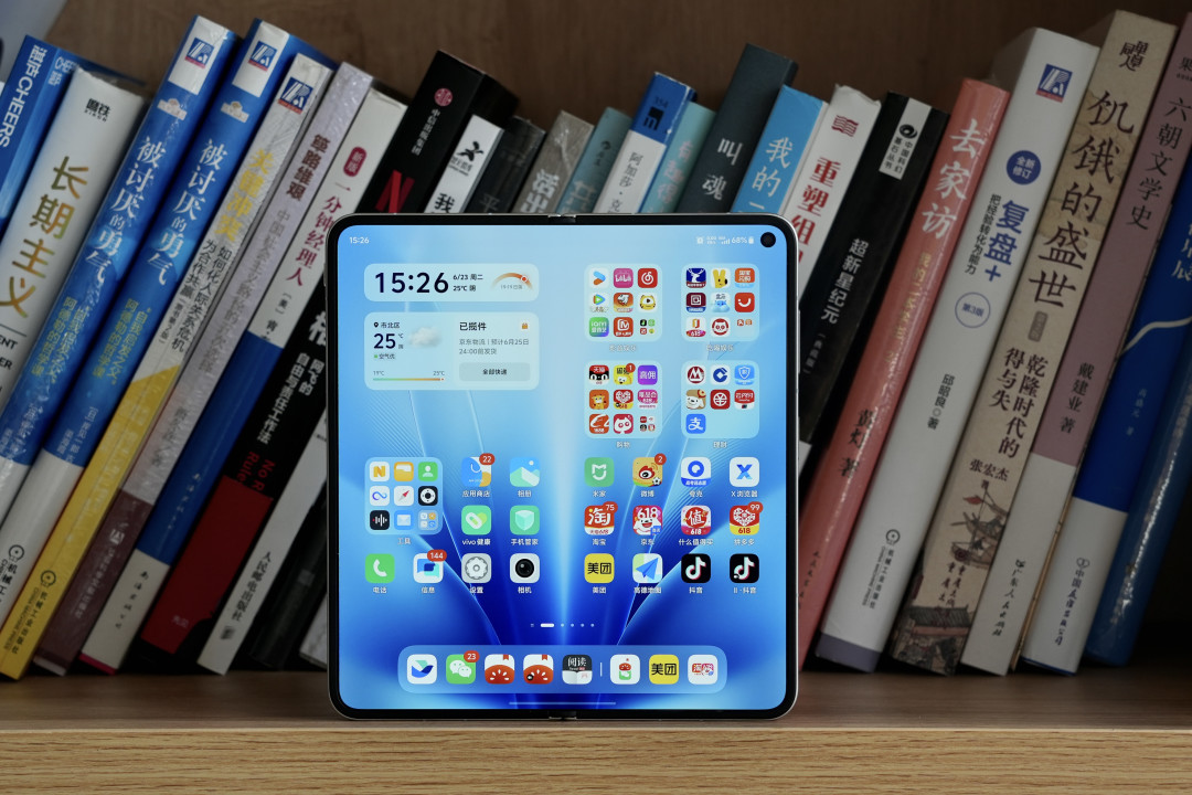 vivo X Fold6:原子工作台再进化,大屏的更高效利用