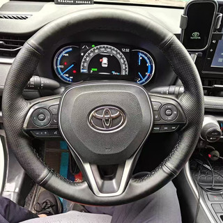 丰田车主进🚗！换个方向盘套，十几万开出三十万质感？
