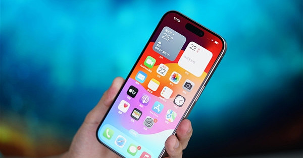iPhone刷公交地铁更方便！支付宝宣布三城交通卡接入苹果钱包