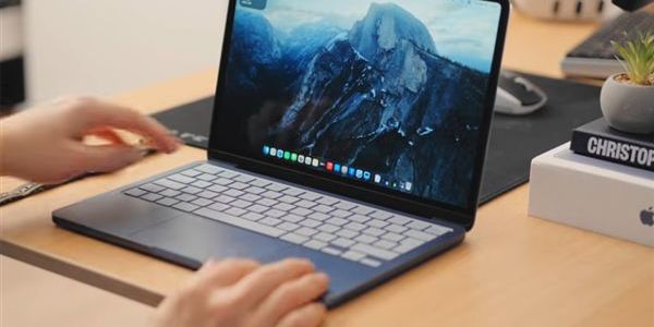 8GB MacBook实测：60个APP流畅不卡，但跑AI大模型直接崩溃？