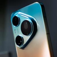 差价3500块！华为Pura90 Pro Max和iPhone17 Pro Max谁更值？内行人深度对比告诉你答案