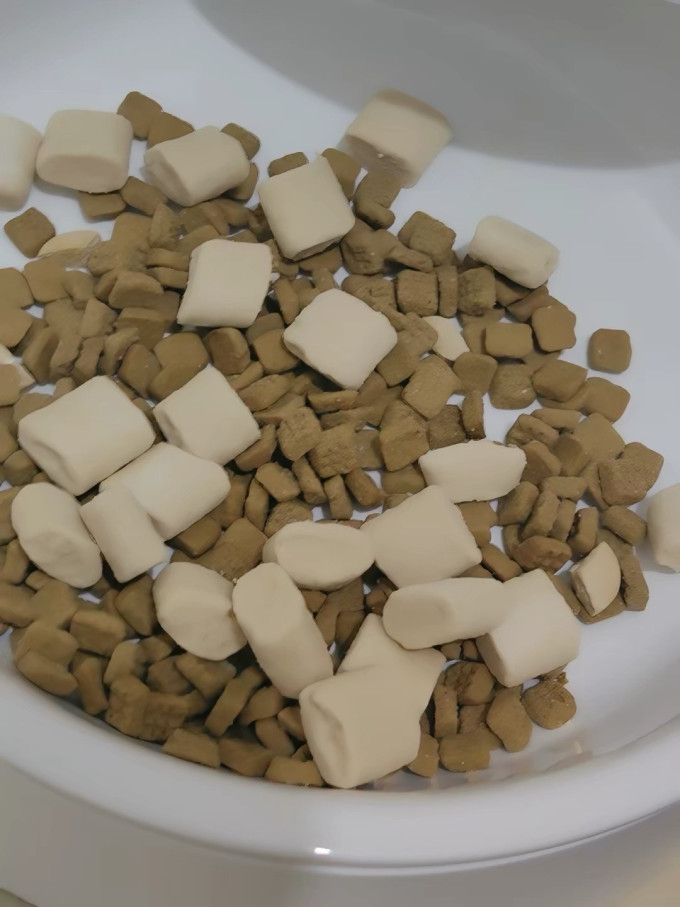 爱立方猫粮