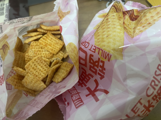 馋小赖膨化食品