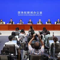 2026年充电桩要强制开放了！国家从卖车转战用车服务，新能源车主的痛点终于要解决了