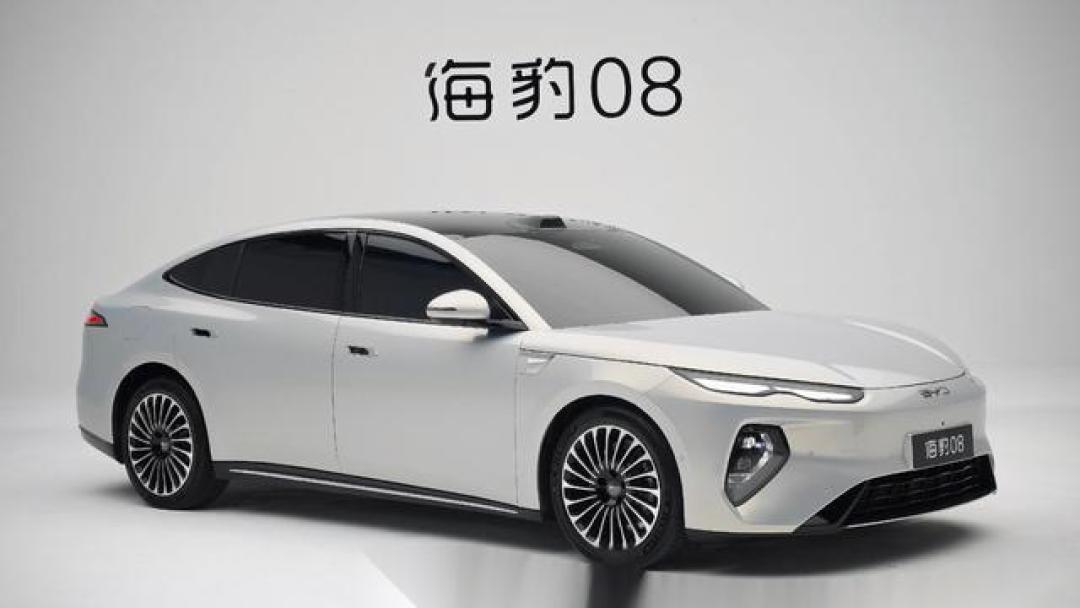 旗舰降维打击:海豹08若定价25万,30万内轿车市场将迎巨变
