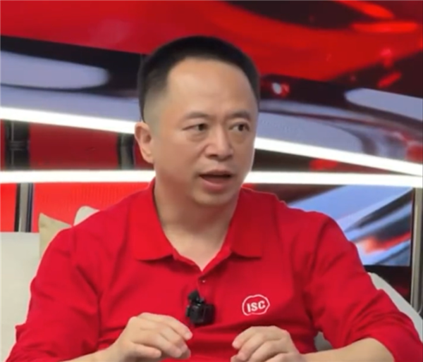 周鸿�t开怼黄仁勋：站着说话不腰疼