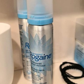 秃头少女自救指南🆘！落健米诺地尔泡沫，发量逆袭的秘密武器