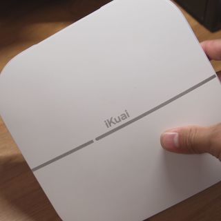 同为WiFi7吸顶AP，爱快HE3600和TP-LINK到底谁更强？大户型看完不纠结