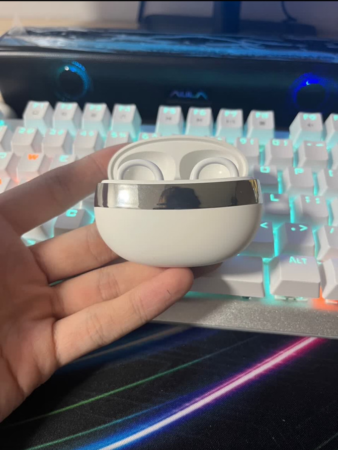 萨勒芬妮蓝牙耳机