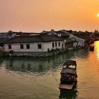 去苏州坐船到底选哪家？平江路摇橹vs山塘街vs古运河夜游，一篇全说清