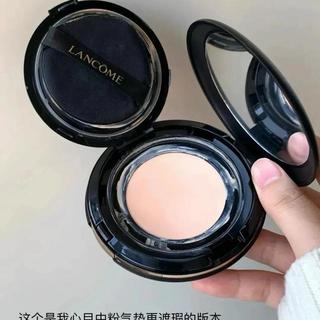 黄黑皮选Dior粉底液色号，认准这个思路告别假面感